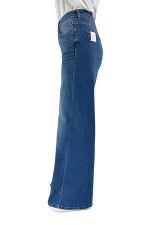 Fracomina jeans flare in denim con lavaggio medio stone wash fp24sv3015d40402 [89066117]