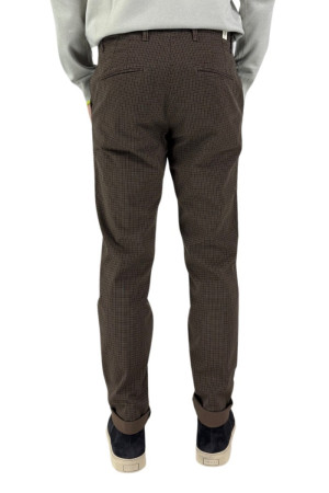 Squad2 pantalone chino in cotone a quadri Ernesto [350a1c6e]